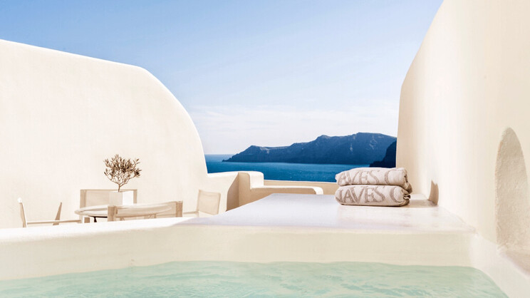 Canaves Oia Suites